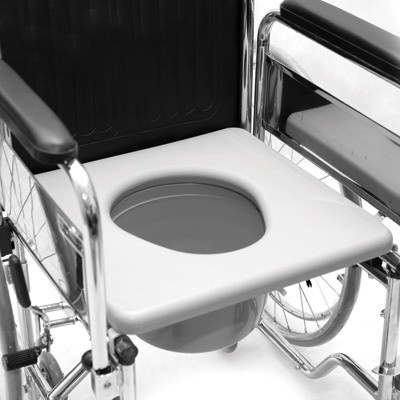Коляска инвалидная с санитарным устройством