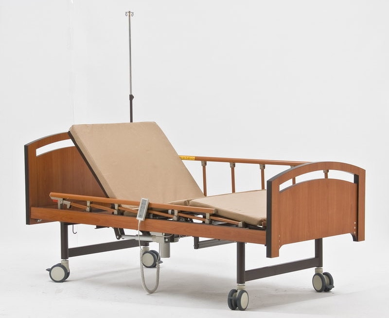 YG-3 (Гамма-3) Кровать медицинская с туалетом для лежачих больных